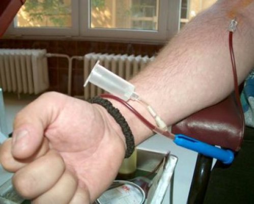 Igaş a donat sânge la Centrul de Transfuzii din Arad